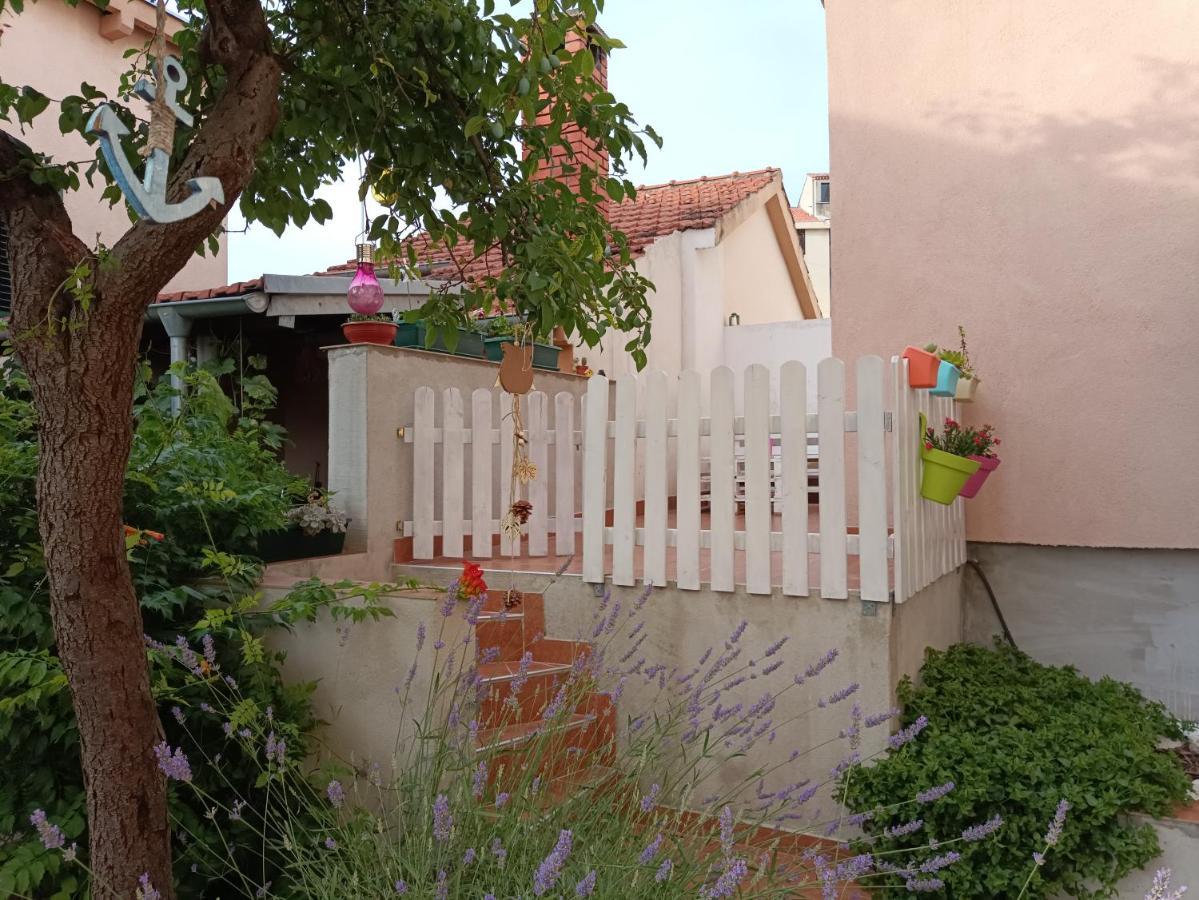 Apartman Mala Cici Apartment Zadar Exterior photo